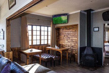 Sani Mountain Lodge
