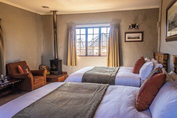 Sani Mountain Lodge