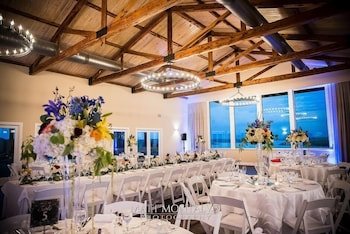 Vintage Villas & Conference Center