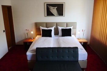 Parkhotel Bergheim Hotel & Boardinghouse