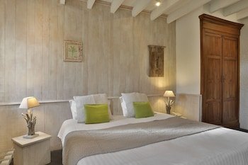 Le Mas De Castel