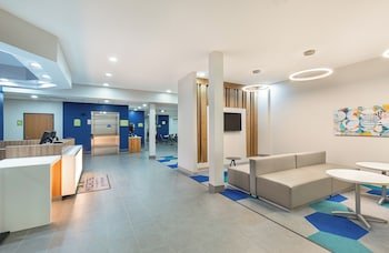 Microtel Inn & Suites by Wyndham Columbus North