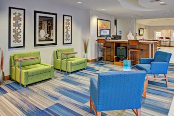 Holiday Inn Express Hotel & Suites Hutto