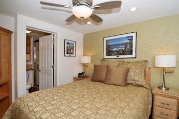 Stardust Lodge