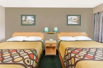 Super 8 by Wyndham Quesnel BC
