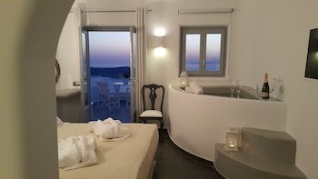 Unique Suites