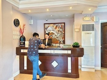 Casa Leticia Business Inn