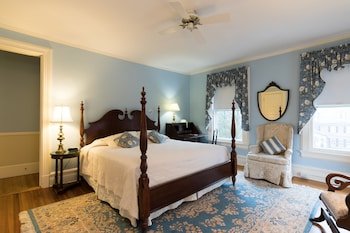 The Stanton House Inn
