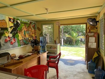 Palmento Grove Cultural & Fishing Lodge