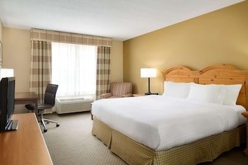 Country Inn & Suites by Radisson, Grinnell, IA