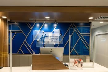 Holiday Inn Express & Suites Harrisonburg University Area