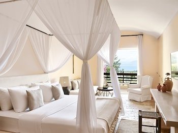 Grecotel LUXME Daphnila Bay