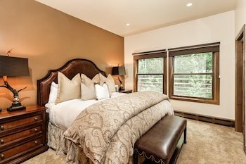 Durant By Frias Properties Hotel