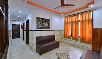Hotel PG International