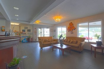 Siletz Bay Beachfront Hotel by OYO Lincoln City
