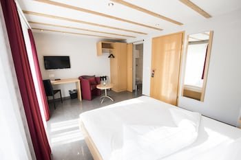 Hotel Neuhaus