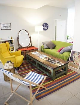 Meet Garda Lake Hostel