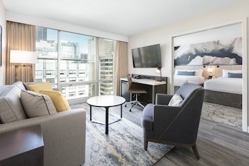 Delta Hotels Vancouver Downtown Suites