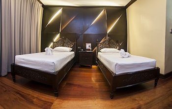 Vigan Plaza Hotel