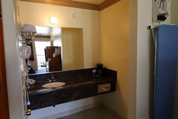 Lambert Inn