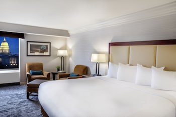The Madison Concourse Hotel & Governor's Club