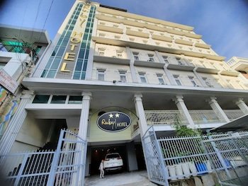 Ruby Hotel