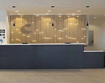 Comfort Suites