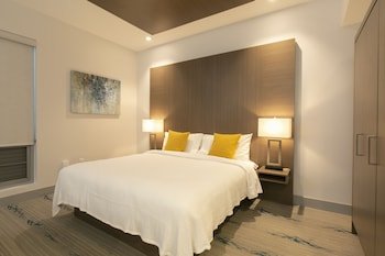 Marketplace Suites