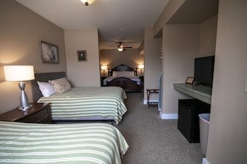 Nauvoo Temple House Hotel