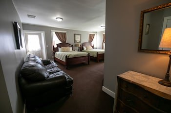 Nauvoo Temple House Hotel