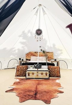 Utopia Feels Botanical Glampground and Micro-Farm