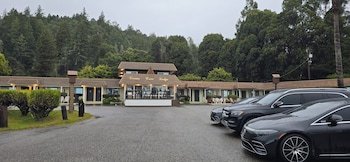 Ocean Cove Lodge