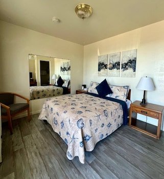 Ocean Cove Lodge