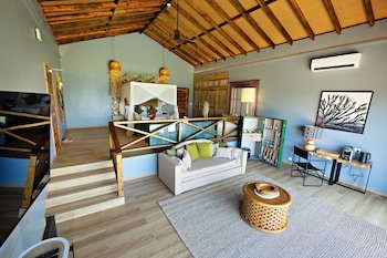 Bawe Island Resort