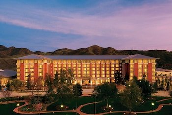 Four Seasons Westlake Village