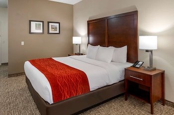 Comfort Inn & Suites