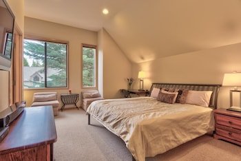 Eaglewood Condos