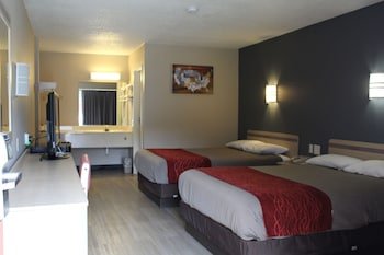 Econo Lodge Paducah West I-24