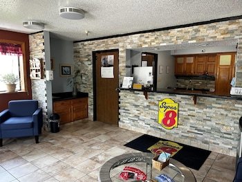 Super 8 by Wyndham Boone