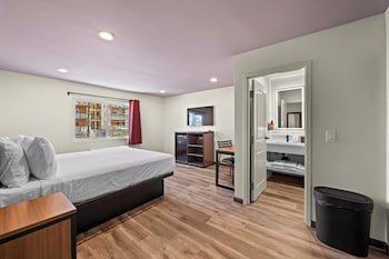 Hyland Inn