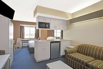 Microtel Inn & Suites by Wyndham Houston