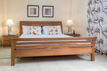 White Sands Beach Villas
