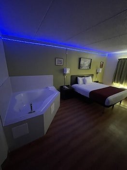 Motel 6 Cleveland - Willoughby