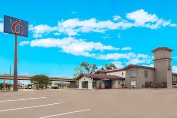 Motel 6 Beaumont Tx