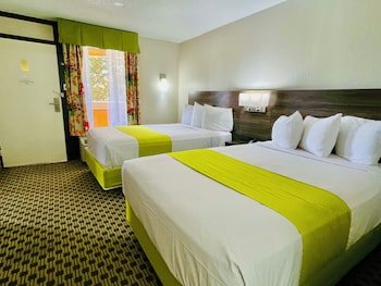 Days Inn by Wyndham Irving Grapevine DFW Airport North