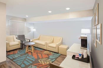 WoodSpring Suites West Monroe