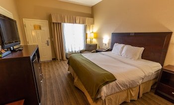 Baymont by Wyndham Crestview