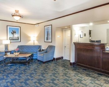 Quality Inn Tulsa–Downtown West
