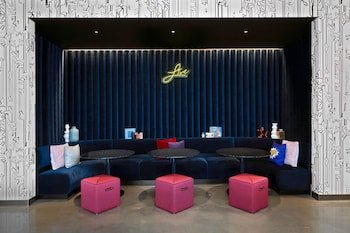 Aloft Kansas City Country Club Plaza
