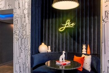 Aloft Kansas City Country Club Plaza